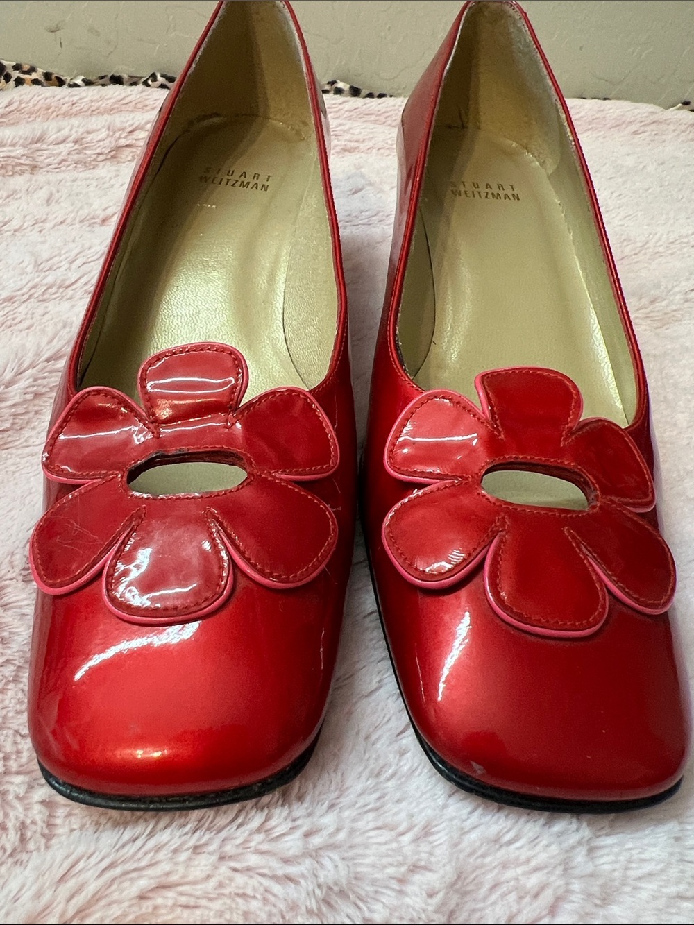 STUART WEITZMAN BAGONIA Red Flower patent leather slip on block Heels size 7.5 - Picture 6 of 10